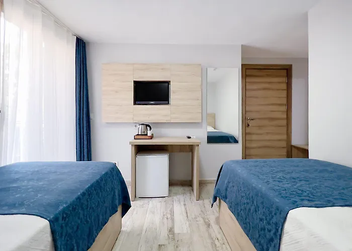 住宿加早餐酒店 Eyluel 16